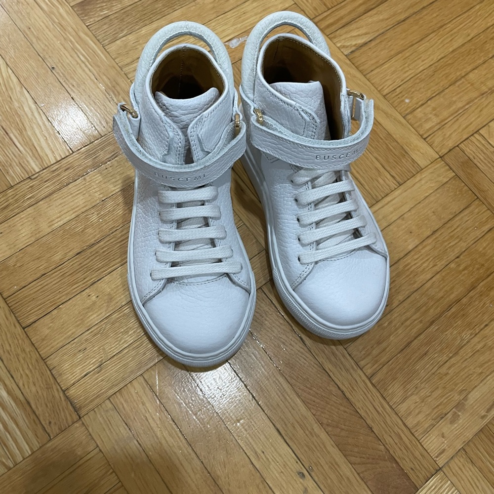 Brand new Buscemi toddler shoes size 26